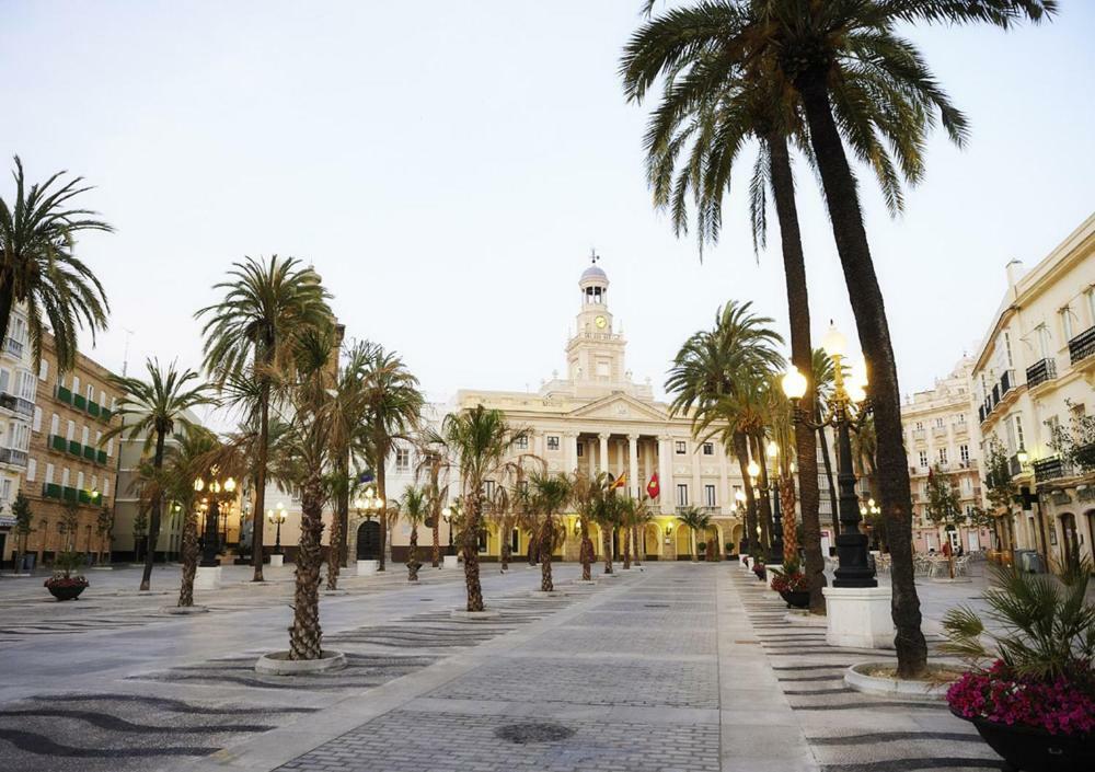 Estudio Deluxe Playa De La Victoria Cadiz Bagian luar foto